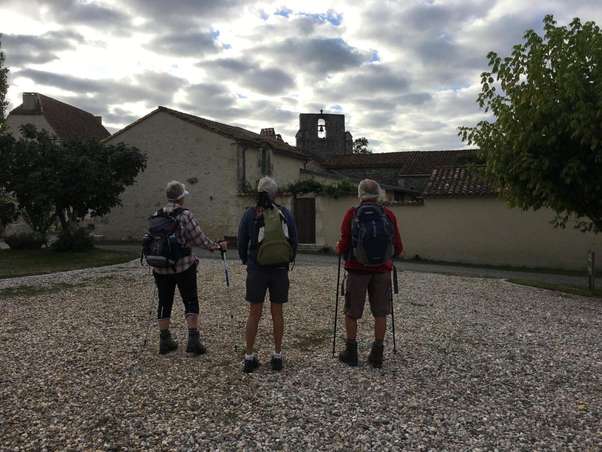 La Ferme Buissonniere Bed and Breakfast Bardou Εξωτερικό φωτογραφία