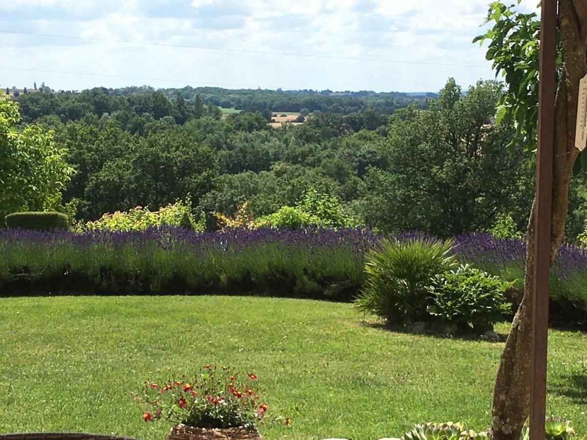 La Ferme Buissonniere Bed and Breakfast Bardou Εξωτερικό φωτογραφία