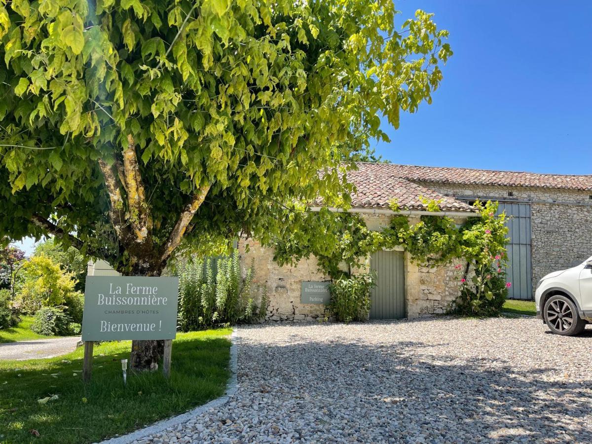 La Ferme Buissonniere Bed and Breakfast Bardou Εξωτερικό φωτογραφία