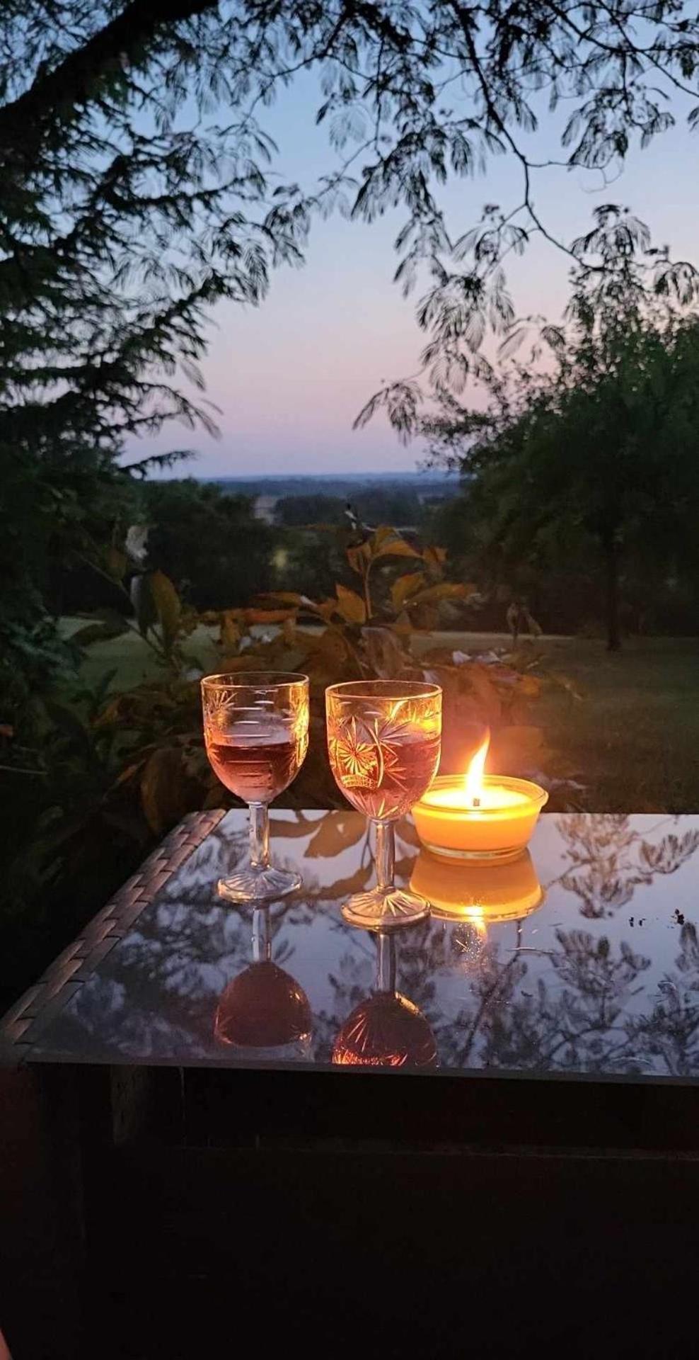 La Ferme Buissonniere Bed and Breakfast Bardou Εξωτερικό φωτογραφία