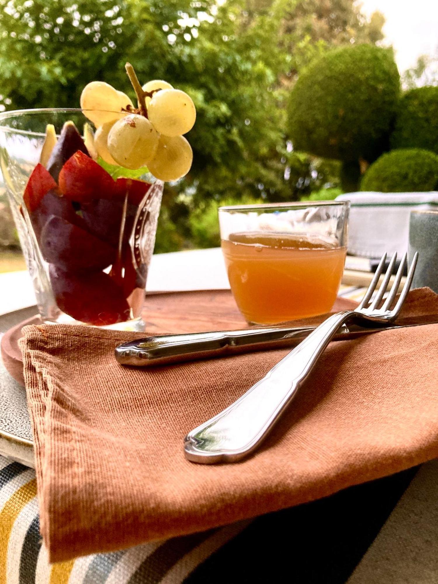 La Ferme Buissonniere Bed and Breakfast Bardou Εξωτερικό φωτογραφία